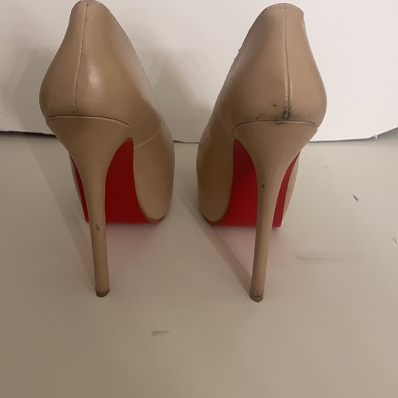 Christian louboutin daffodil nude platform heels - Picture 3 of 5
